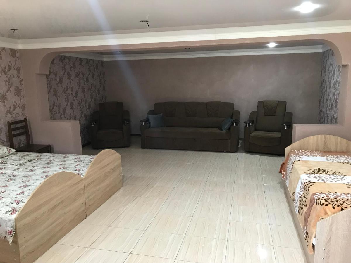 Гостевой Дом "Амза" Bed and Breakfast Tqvarcheli Eksteriør billede