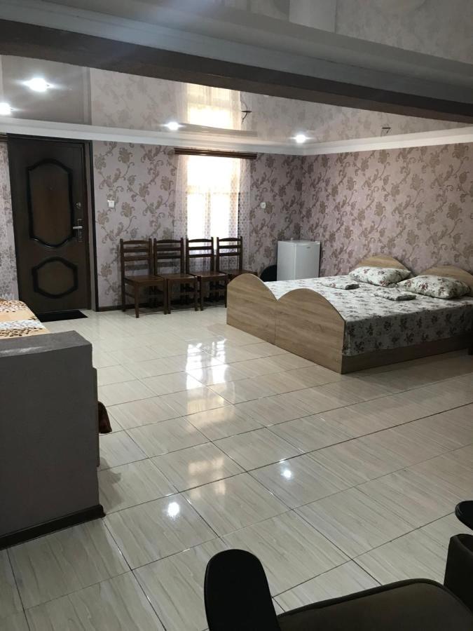 Гостевой Дом "Амза" Bed and Breakfast Tqvarcheli Eksteriør billede